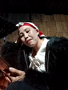 lena-cute online show from March 13, 2026, 11:26 am