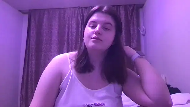 Snapshot of KristiFoxy chatting on February 23, 2026, 10:10 pm KristiFoxy online show from February 23, 2026, 10:10 pm