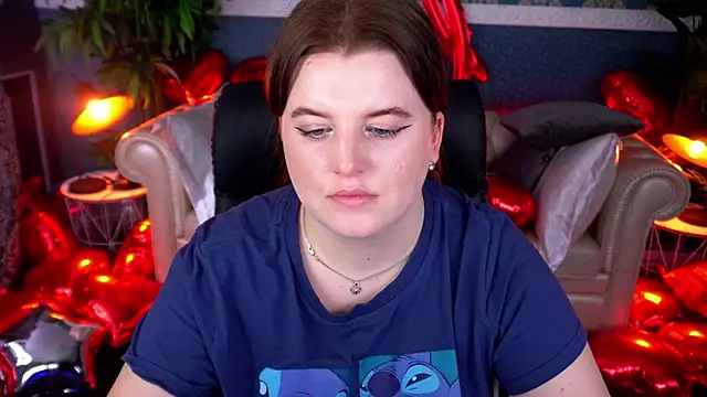 Snapshot of KristiFoxy chatting on February 10, 2026, 1:32 pm KristiFoxy online show from February 10, 2026, 1:32 pm