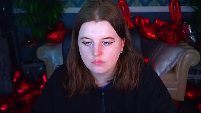 Snapshot of KristiFoxy chatting on February 5, 2026, 7:10 pm KristiFoxy online show from February 5, 2026, 7:10 pm