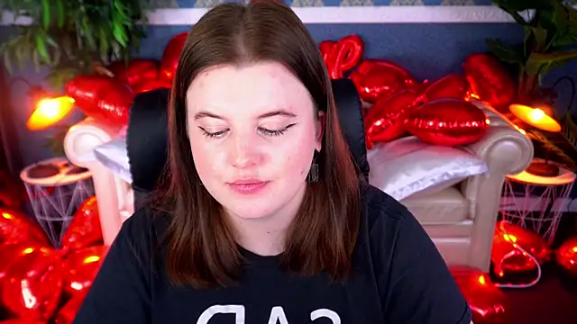 Snapshot of KristiFoxy chatting on February 19, 2026, 7:22 pm KristiFoxy online show from February 19, 2026, 7:22 pm