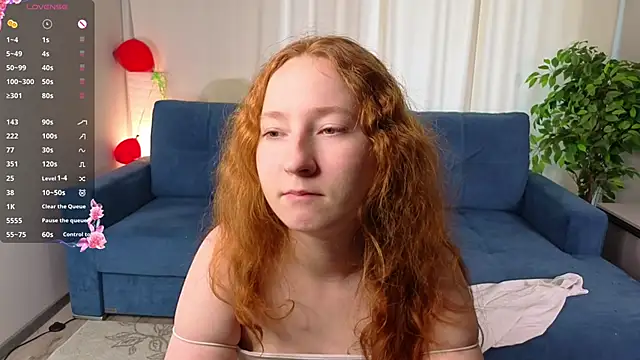 Snapshot of MaraButtrey chatting on February 20, 2026, 6:19 am MaraButtrey online show from February 20, 2026, 6:19 am