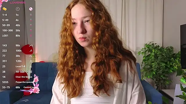 Snapshot of MaraButtrey chatting on February 17, 2026, 1:25 am MaraButtrey online show from February 17, 2026, 1:25 am