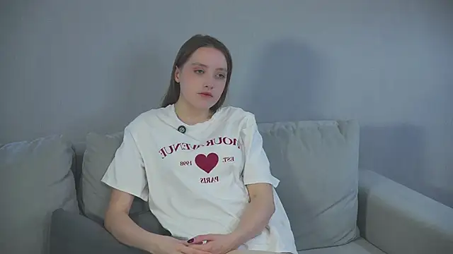 Snapshot of NenaWord chatting on February 3, 2026, 6:40 am NenaWord online show from February 3, 2026, 6:40 am