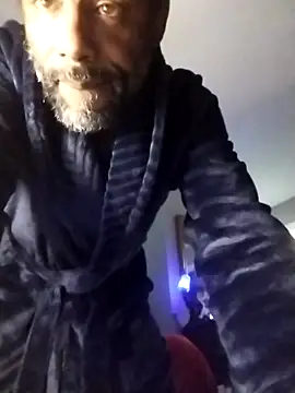 Snapshot of Joecool1009 chatting on February 24, 2026, 8:37 am Joecool1009 online show from February 24, 2026, 8:37 am