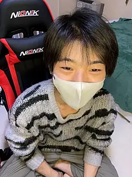 Snapshot of Mura109905 chatting on March 14, 2026, 12:44 pm Mura109905 online show from March 14, 2026, 12:44 pm