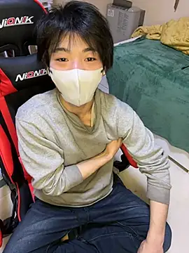 Snapshot of Mura109905 chatting on March 6, 2026, 12:33 pm Mura109905 online show from March 6, 2026, 12:33 pm