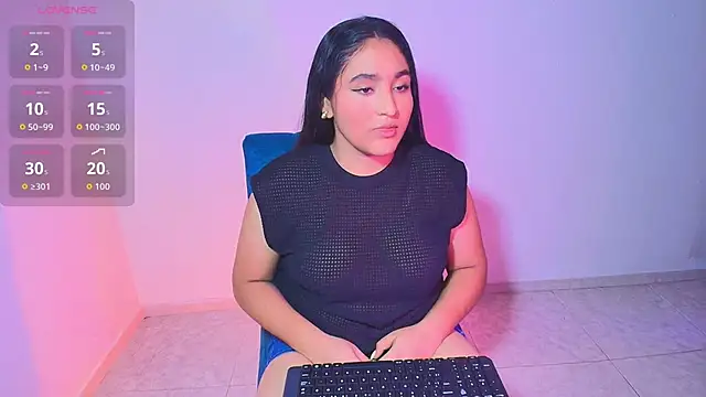 Snapshot of Lya_dubois_ chatting on May 8, 2026, 7:12 am Lya dubois online show from May 8, 2026, 7:12 am