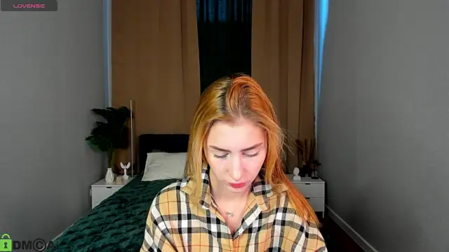 Snapshot of Rita_Flux chatting on February 16, 2026, 2:10 am Rita Flux online show from February 16, 2026, 2:10 am