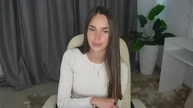 Snapshot of AlysonBain chatting on February 4, 2026, 11:49 am AlysonBain online show from February 4, 2026, 11:49 am