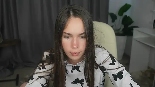 Snapshot of AlysonBain chatting on February 11, 2026, 11:32 am AlysonBain online show from February 11, 2026, 11:32 am