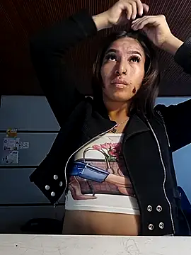 MeelFox online show from April 3, 2026, 3:29 pm