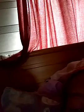 loveofpetitegirls34 online show from February 16, 2026, 5:28 am