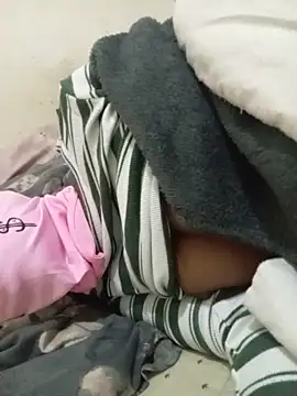 loveofpetitegirls34 online show from June 7, 2026, 5:34 am