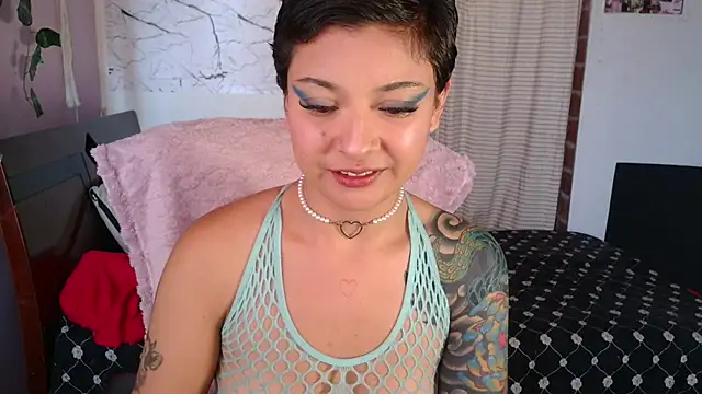 juaaanaaa online show from April 7, 2026, 3:03 pm