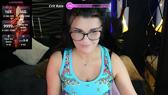 Snapshot of RikaCoutts chatting on April 8, 2026, 8:43 pm RikaCoutts online show from April 8, 2026, 8:43 pm