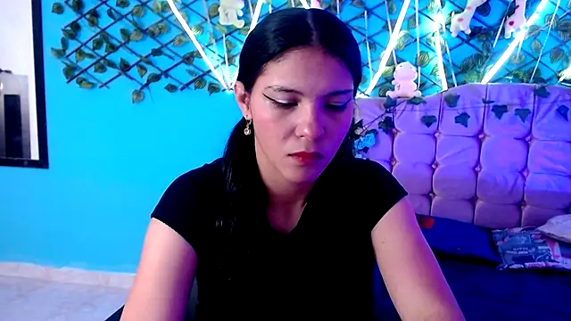 amber miller18 online show from February 27, 2026, 4:34 am