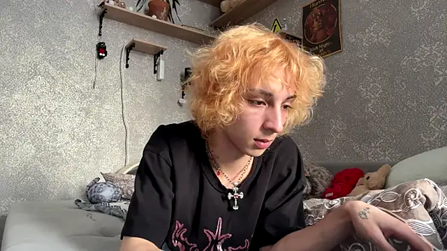 Snapshot of Fred_bucks chatting on February 24, 2026, 8:15 am Fred bucks online show from February 24, 2026, 8:15 am