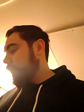 Snapshot of elder3m0 chatting on February 2, 2026, 4:28 pm elder3m0 online show from February 2, 2026, 4:28 pm