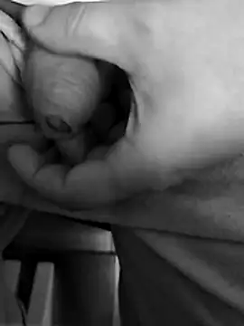 Snapshot of MonyFlorin68 chatting on February 21, 2026, 9:00 am MonyFlorin68 online show from February 21, 2026, 9:00 am