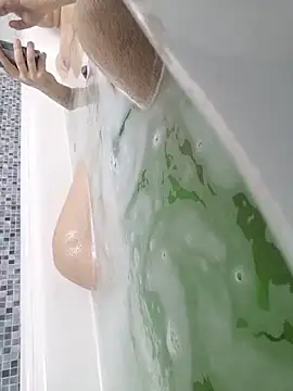 Snapshot of MonyFlorin68 chatting on February 6, 2026, 5:09 pm MonyFlorin68 online show from February 6, 2026, 5:09 pm