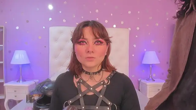 Goldentemptation  online show from March 4, 2026, 7:21 pm