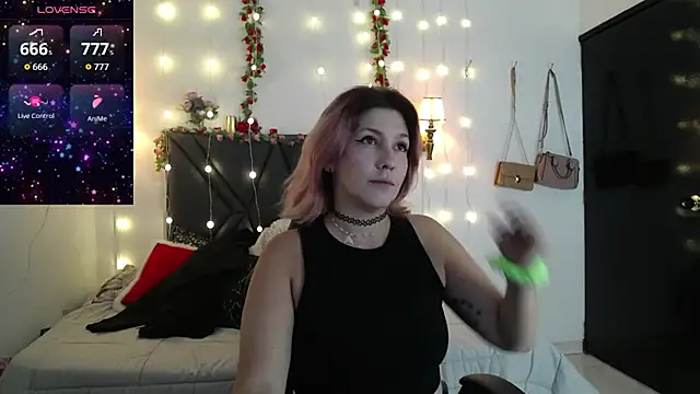 Sharma Amayra online show from February 10, 2026, 7:35 pm