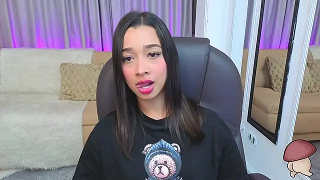 Snapshot of Cristal_Evanz chatting on February 26, 2026, 9:59 pm Cristal Evanz online show from February 26, 2026, 9:59 pm