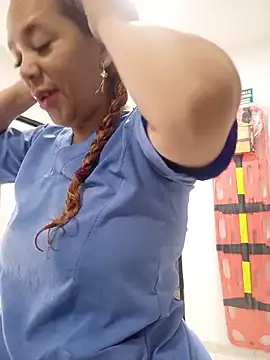 Snapshot of -Serena_ chatting on May 20, 2026, 1:19 pm -Serena online show from May 20, 2026, 1:19 pm