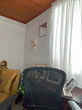 JulietaRiios online show from May 16, 2026, 6:51 pm
