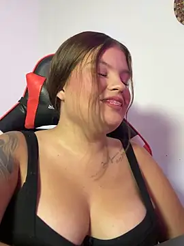 ladycharlottex online show from April 29, 2026, 12:15 am