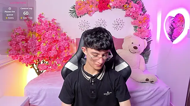 Patrick Howland  online show from March 24, 2026, 8:31 pm