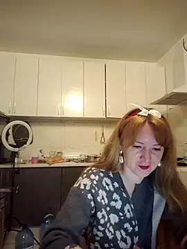 Snapshot of LanaBananaa_ chatting on February 26, 2026, 10:21 pm LanaBananaa online show from February 26, 2026, 10:21 pm