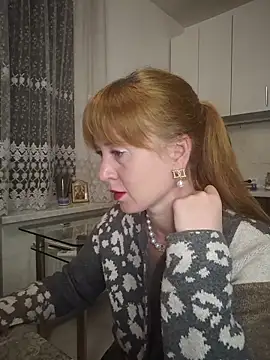 LanaBananaa  online show from March 3, 2026, 10:50 pm