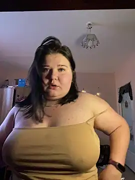 AngelKiras online show from February 12, 2026, 7:08 am