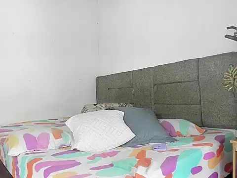 Snapshot of Zoel_Amber20 chatting on March 28, 2026, 8:54 pm Zoel Amber20 online show from March 28, 2026, 8:54 pm