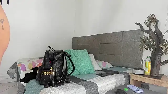 Snapshot of Zoel_Amber20 chatting on April 11, 2026, 8:45 pm Zoel Amber20 online show from April 11, 2026, 8:45 pm