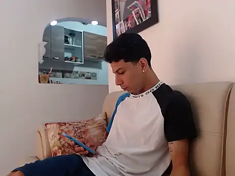 waner thom online show from February 11, 2026, 2:50 pm