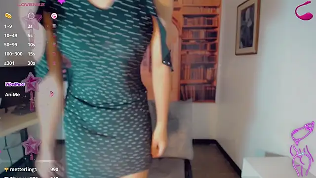 Snapshot of Gata_Salvaje__ chatting on February 12, 2026, 3:28 am Gata Salvaje online show from February 12, 2026, 3:28 am