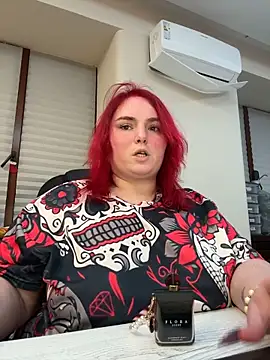 Snapshot of Esteri_Moon chatting on February 15, 2026, 3:44 pm Esteri Moon online show from February 15, 2026, 3:44 pm