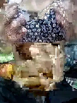 Cute Neha0725 online show from April 18, 2026, 7:22 am