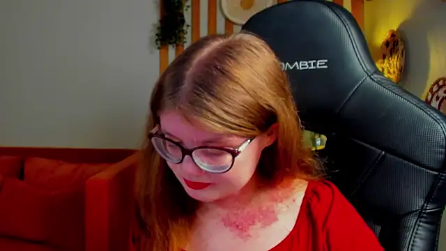 ChloeHalses online show from May 29, 2026, 4:02 pm
