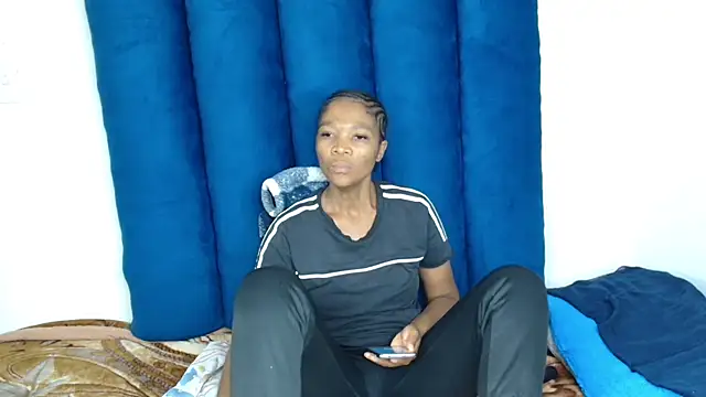 Snapshot of ForeverSexy_ chatting on March 4, 2026, 5:21 pm ForeverSexy online show from March 4, 2026, 5:21 pm