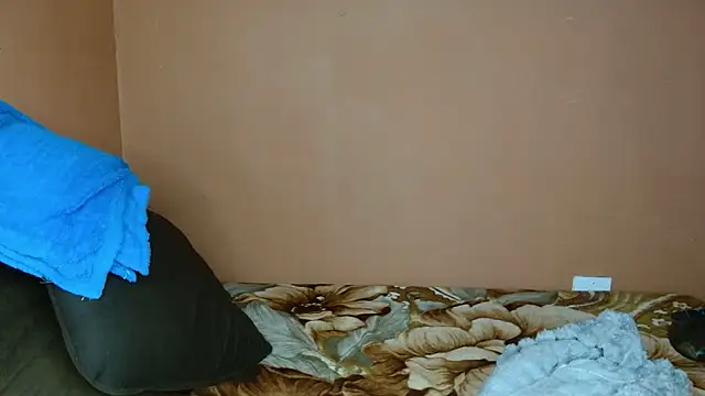 ForeverSexy  online show from May 7, 2026, 10:29 am