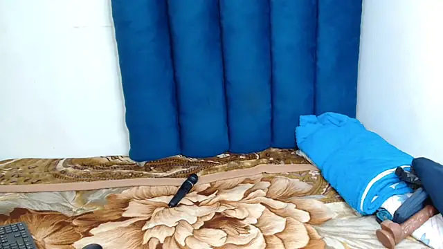 Snapshot of ForeverSexy_ chatting on April 11, 2026, 7:45 am ForeverSexy online show from April 11, 2026, 7:45 am