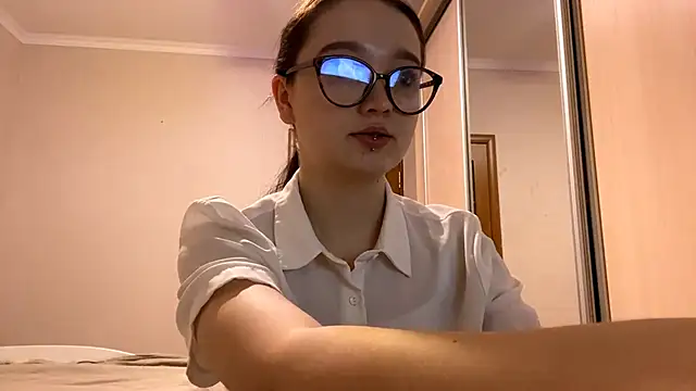 Snapshot of PiecingMap chatting on February 8, 2026, 3:10 pm PiecingMap online show from February 8, 2026, 3:10 pm