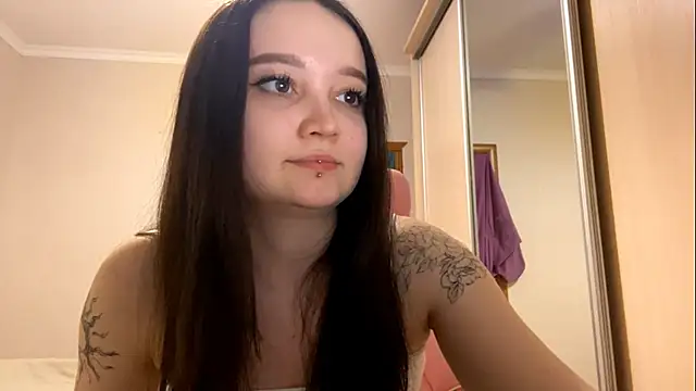 Snapshot of PiecingMap chatting on February 24, 2026, 3:13 pm PiecingMap online show from February 24, 2026, 3:13 pm