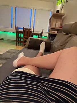 Snapshot of hungryMaya chatting on February 25, 2026, 5:02 pm hungryMaya online show from February 25, 2026, 5:02 pm