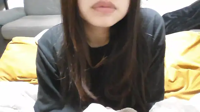 popochama  online show from February 5, 2026, 12:56 pm