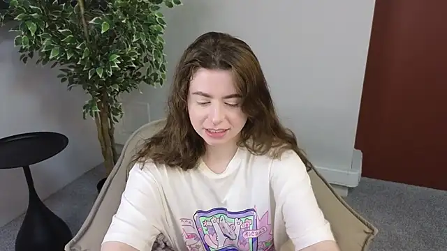 Snapshot of LovingWhisperr chatting on March 22, 2026, 1:20 am LovingWhisperr online show from March 22, 2026, 1:20 am